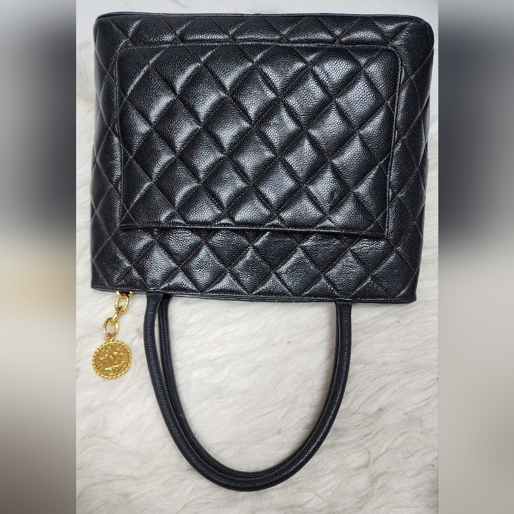 CHANEL Caviar Maidallon Bag - Picture 6 of 15